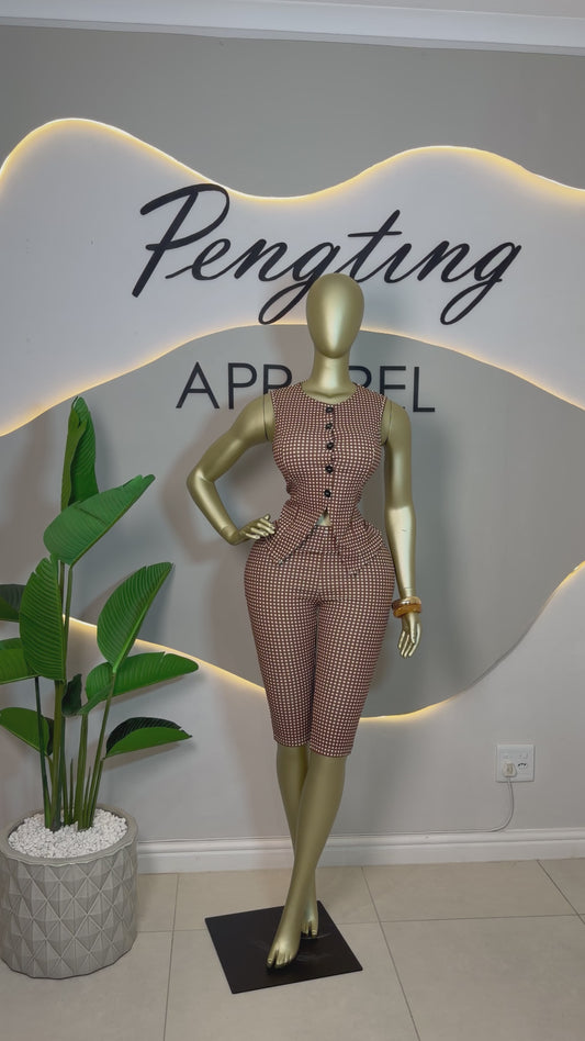 Devine Capri