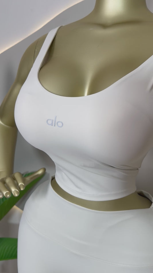 Alo Goddess